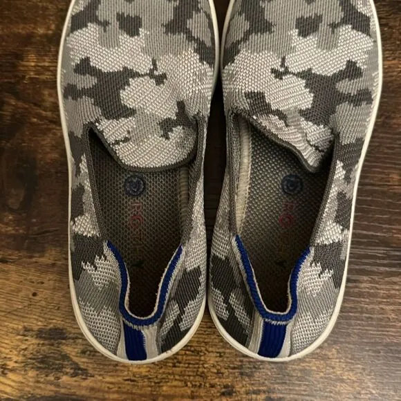 Rothy’s Size 4 Little Girls Kids Gray Camouflage Slip On Sneaker Shoes