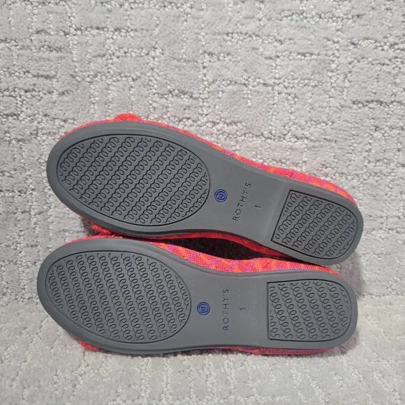Rothy's The Loafer Girls Size US 1 Red Pomegranate Grid Round Toe Slip on Shoes