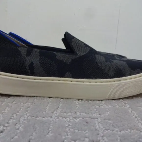 Rothys The Sneaker Women's Size 8 US Gray Camo Flat Slip-on Slippers Shoes
