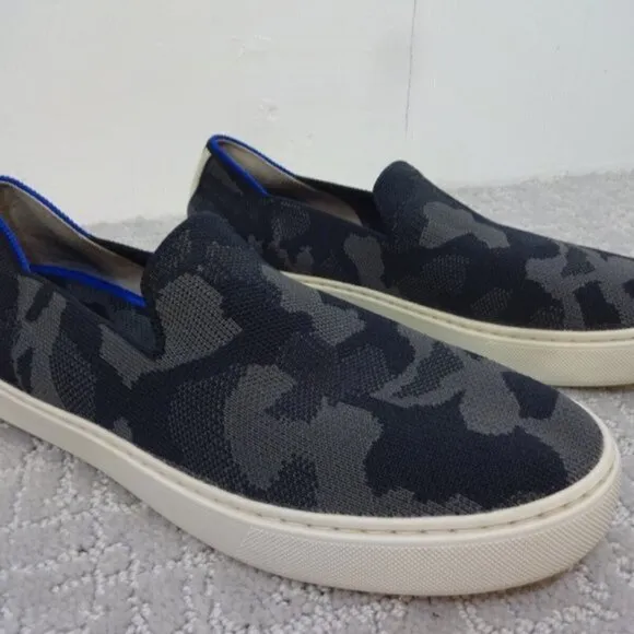 Rothys The Sneaker Women's Size 8 US Gray Camo Flat Slip-on Slippers Shoes