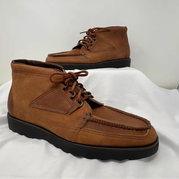 ROUNDTREE &amp; YORKE brown leather shoe / ankle boot men’s size 9