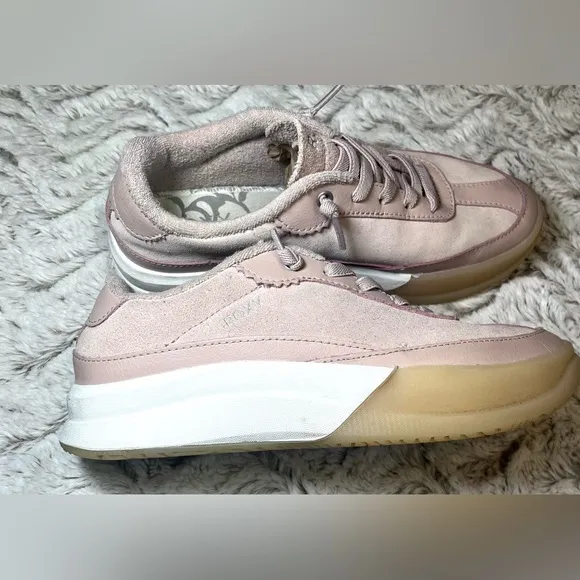 Roxy Joey Platform Sneakers Blush Suede Leather Comfort Slip-on Women’s Size 8
