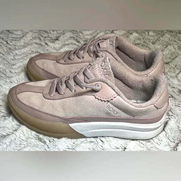 Roxy Joey Platform Sneakers Blush Suede Leather Comfort Slip-on Women’s Size 8