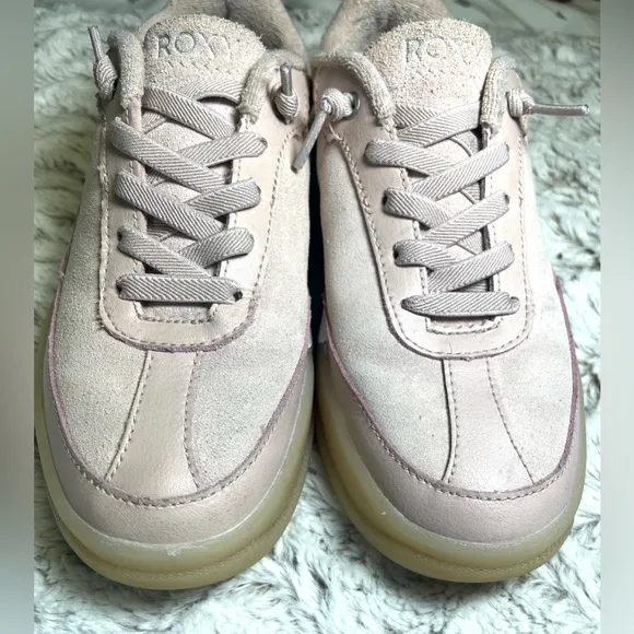 Roxy Joey Platform Sneakers Blush Suede Leather Comfort Slip-on Women’s Size 8