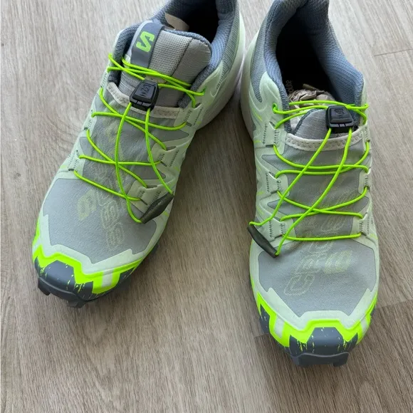 Salomon New With Box SpeedCross 6 Green and Gray Trail Running Shoes Size 8