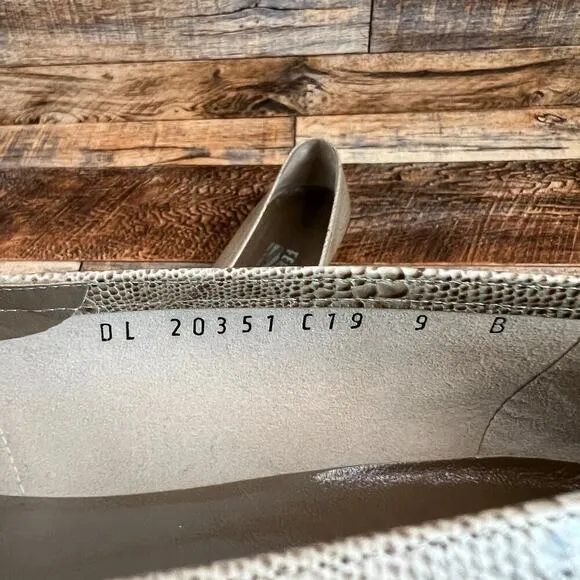 Salvatore Ferragamo Audrey Shoes Women's 9 Tan Reptile Print Mary Jane Ballet