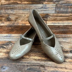 Salvatore Ferragamo Audrey Shoes Women's 9 Tan Reptile Print Mary Jane Ballet