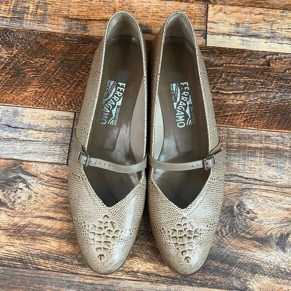 Salvatore Ferragamo Audrey Shoes Women's 9 Tan Reptile Print Mary Jane Ballet