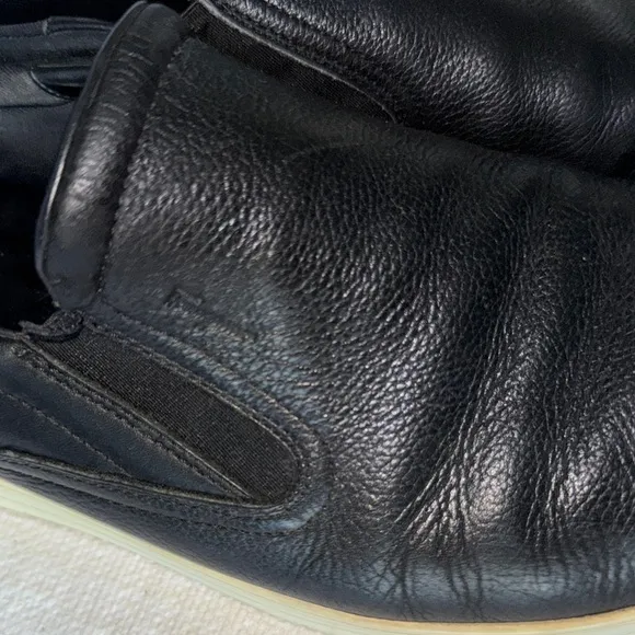 Salvatore ferragamo Black Leather Slip-On Men's Shoes