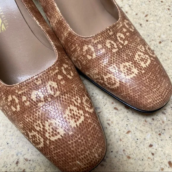 Salvatore Ferragamo Elegant Slip On Pump Size 9.5C