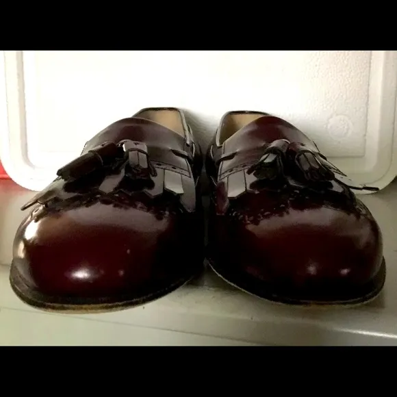 Salvatore Ferragamo Loafers Burgundy Tassel Slip On Shoes SZ 8.5 Made In Italy