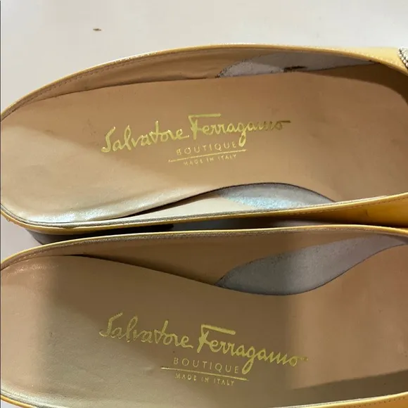 Salvatore Ferragamo Women's Yellow Slide Sandals