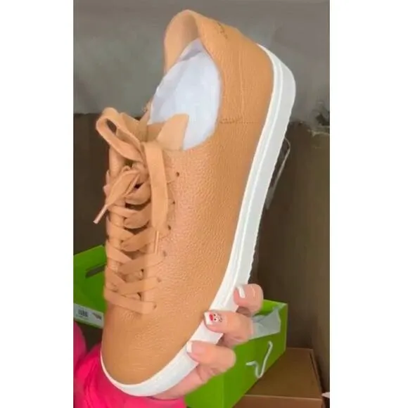 SAM EDELMAN Poppy Lace Up Sneakers in Camel Size 9.5 New in Box