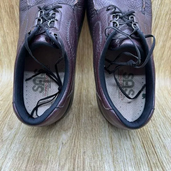 SAS Bout Time Men's‎ Size 10 W Burgundy Red Walking Shoes Sneakers Casual