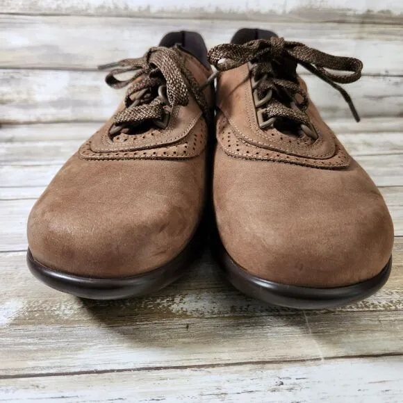 SAS Women's Size 10N Walk Easy Lace Up Brown Nubuck Comfort Walking Shoes EUC