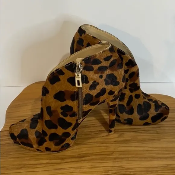 Schulz Sexy Leopard 🐆 5’ heel Boots-Size 8