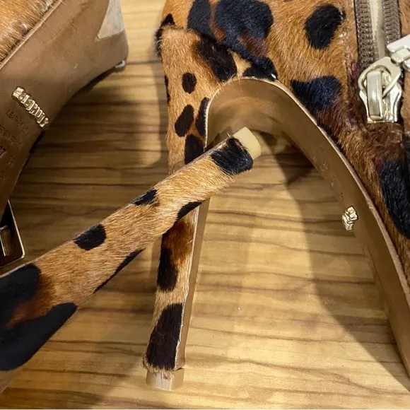 Schulz Sexy Leopard 🐆 5’ heel Boots-Size 8