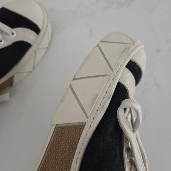 Schutz Gizella Colorblock Low-Top Platform Sneakers Cream Black Tan Brown 10