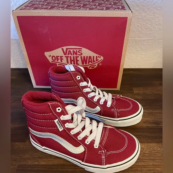 Size 12.5 kids VANS FILMORE HI kids red athletic hi top sneakers VNOA7Q54TD2
