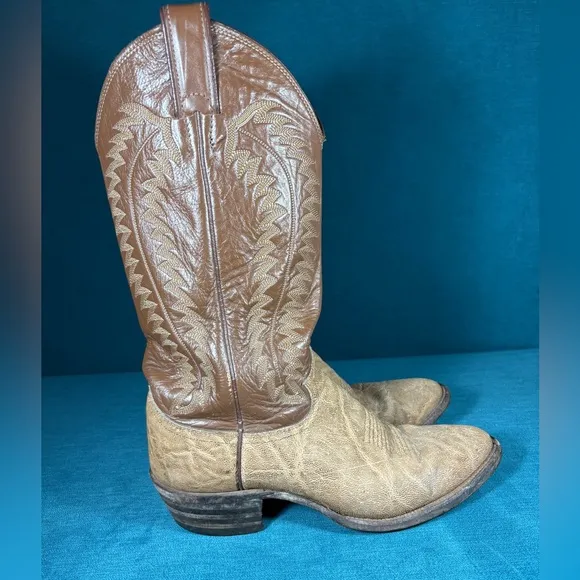 Size 8.5 - Women’s Justin Cowboy western boots