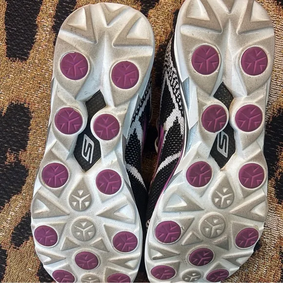 Skechers GoMeb Speed 3 Running Shoes