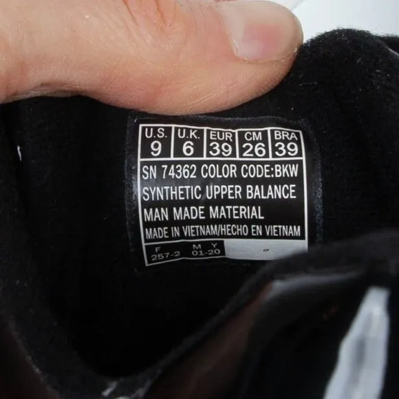 Skechers Womens Heartbeat Loud Platform Sneakers Size 9 Black/White Y2K 90s