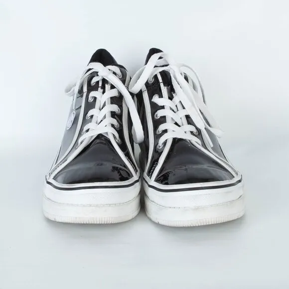 Skechers Womens Heartbeat Loud Platform Sneakers Size 9 Black/White Y2K 90s