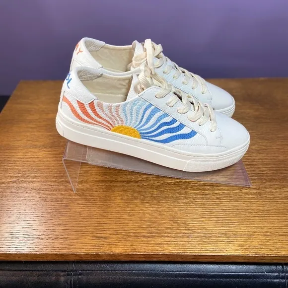Soludos Women Ibiza Platform Leather Sneakers White Groovy Wave School Rainbow