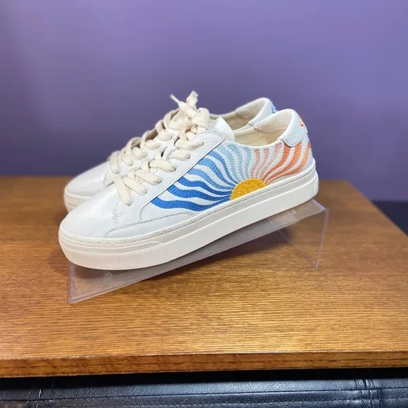 Soludos Women Ibiza Platform Leather Sneakers White Groovy Wave School Rainbow