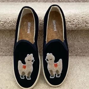 Soludos Women’s Navy Velvet Llama Shoes Embroidered Slip On Sneakers Size 7