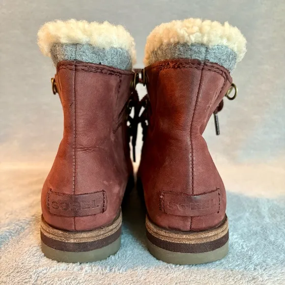 SOREL alpine sneakchic winter boots