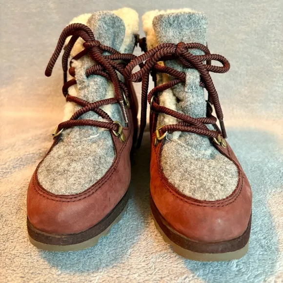 SOREL alpine sneakchic winter boots