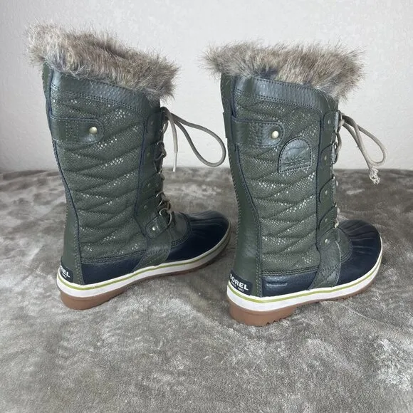 Sorel Green and Black Snow Boots