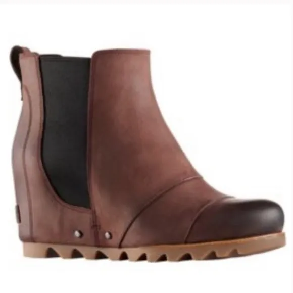Sorel Lea Wedge 2 Casual Boot size 10 Leather snow outdoor winter weatherproof
