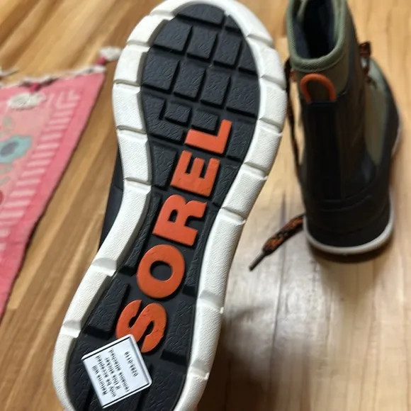 SOREL like NEW boots