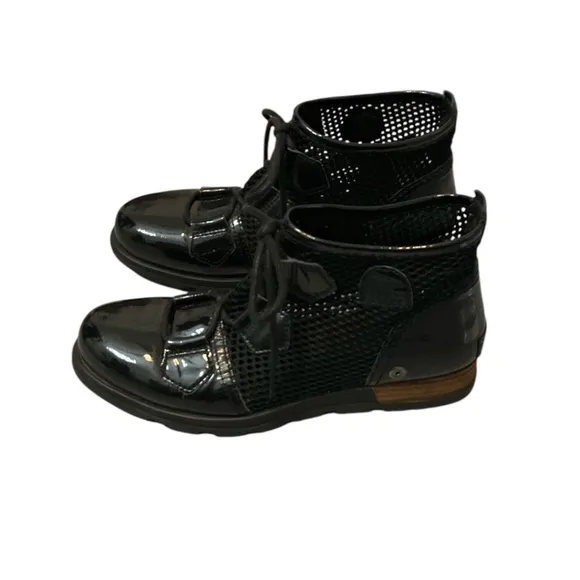 Sorel Major Mesh Boots