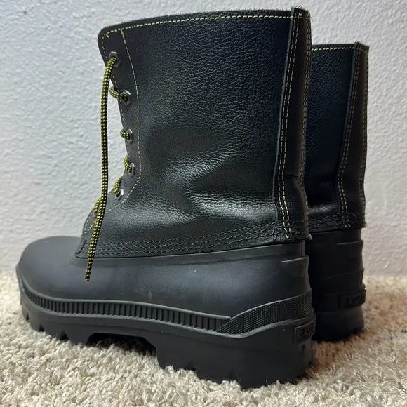 Sorel Men’s Leather Rubber Black Yellow Laces Boots Size 11