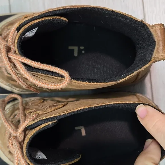 Sorel Women Out N About Rubber Leather Duck Boots shoes sz 9.5