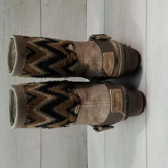 Sorel Women Slimshortie Chevron Outdoor Aztec Boots shoes sz 8.5