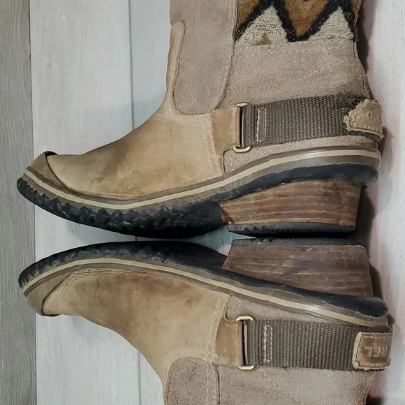 Sorel Women Slimshortie Chevron Outdoor Aztec Boots shoes sz 8.5