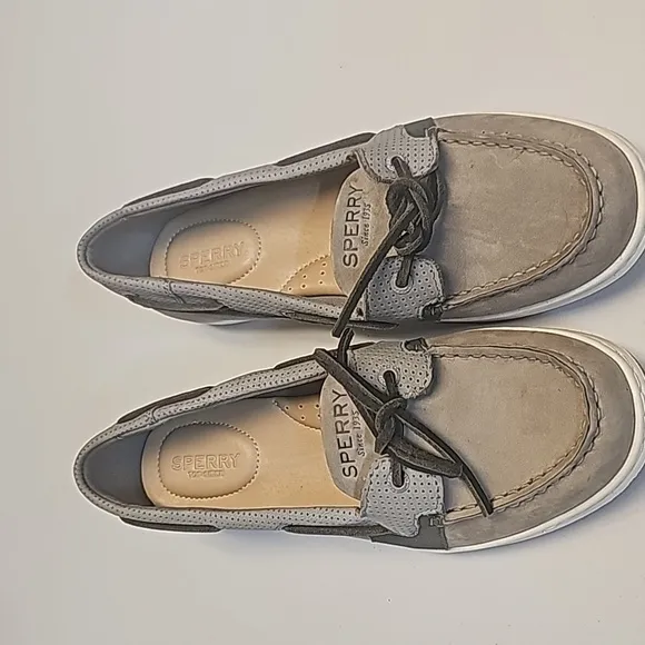 Sperry  Women's Starfish Grey Pin Perforated Boat Shoes SZ 9.5 Like New
