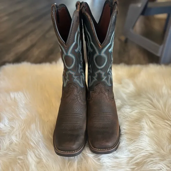Square Toe Boots