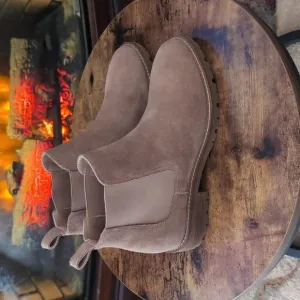 Steve Madden boots