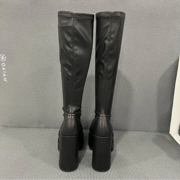 Steve Madden Cypress Women’s Knee High Stretch Pull On Platform‎ Boots Size 10