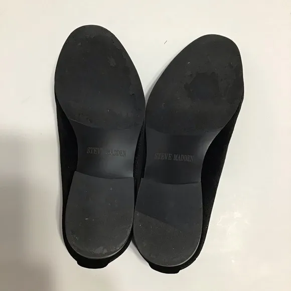 Steve Madden Laight Black Velvet Smoking Slipper. Good Condition Size 7