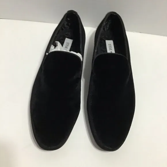 Steve Madden Laight Black Velvet Smoking Slipper. Good Condition Size 7