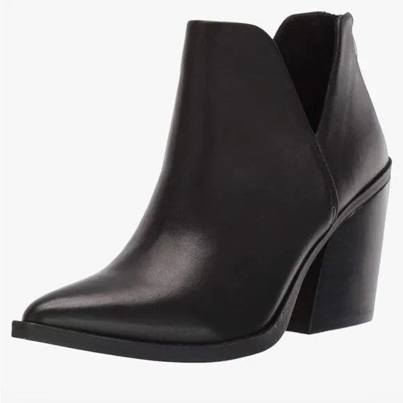 Steve Madden Alyse Side Cut Leather Bootie Black  Block Heel Pointy Boots
