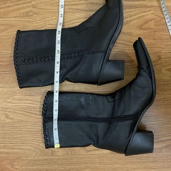 STUART WEITZMAN black crocodile leather western point toe boots size 8W