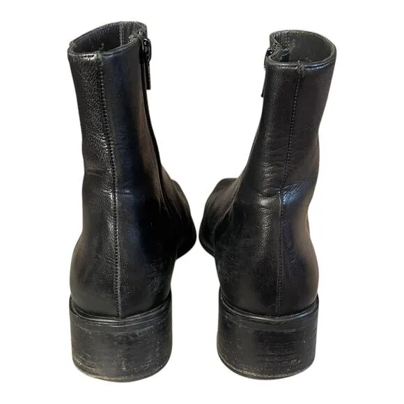 Stuart Weitzman Black Leather Ankle Boots Booties Size 8 NARROW