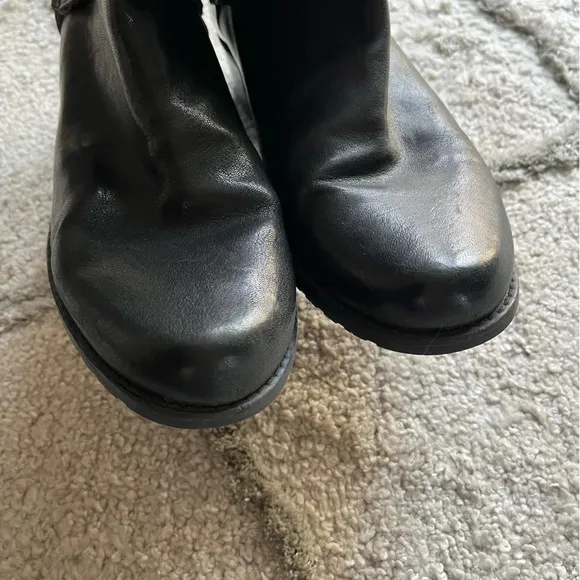 Stuart Weitzman boots Ranch Dressing Moto Ankle combat Boots black leather 7
